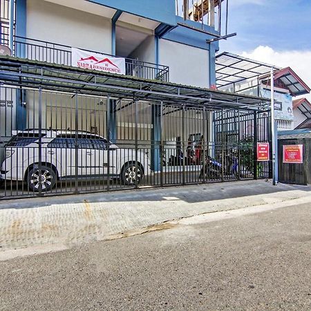 Oyo 90704 Nabila Residence Syariah 巴东 外观 照片